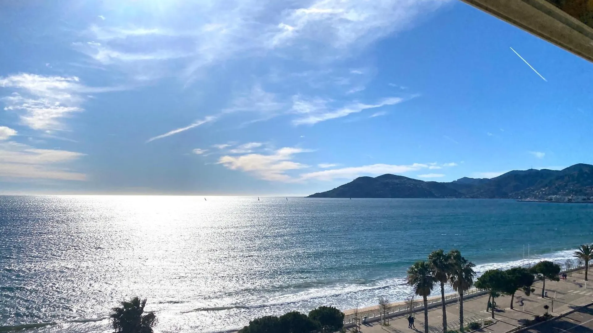 Apartment Cannes Face A La Mer Appartement 4 Personnes France