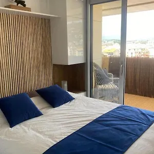Vue Panoramique, A 100m Cannes